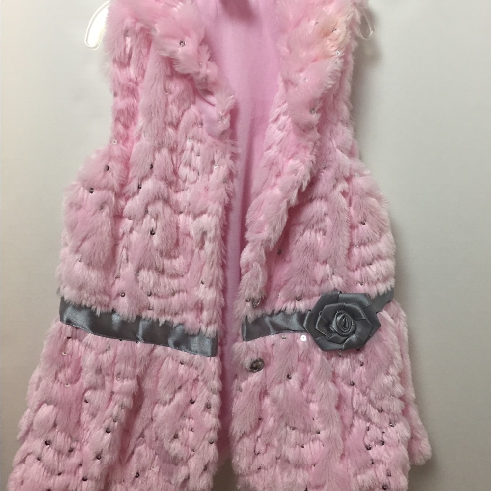 Girl’s Pink Faux Fir Sparkle Vest